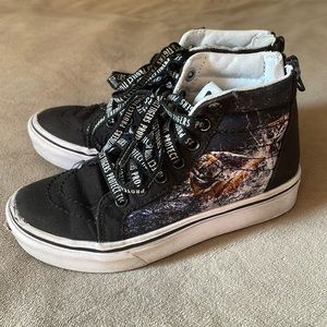 Cans Protect Tigers High Top size 13